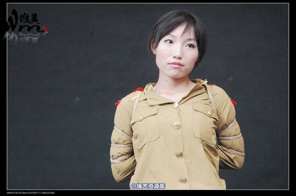 唯美之家 - 2008-08-06水柔军装 第 84 张图片