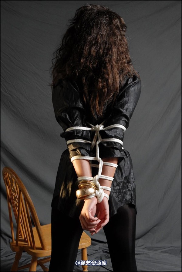 simplytied - Black fashion 第 15 张图片