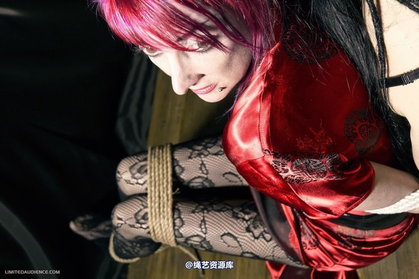 limitedaudience - 2012 beckykat loltaru back to back 第 16 张图片