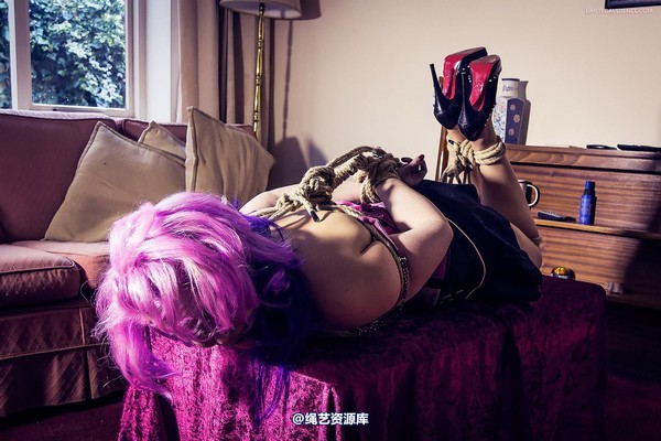 limitedaudience - 2013 assisted suicide hogtie centre piece 第 16 张图片
