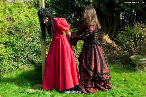 limitedaudience - 2011 catya lex eleven captive countess 2 第 26 张图片