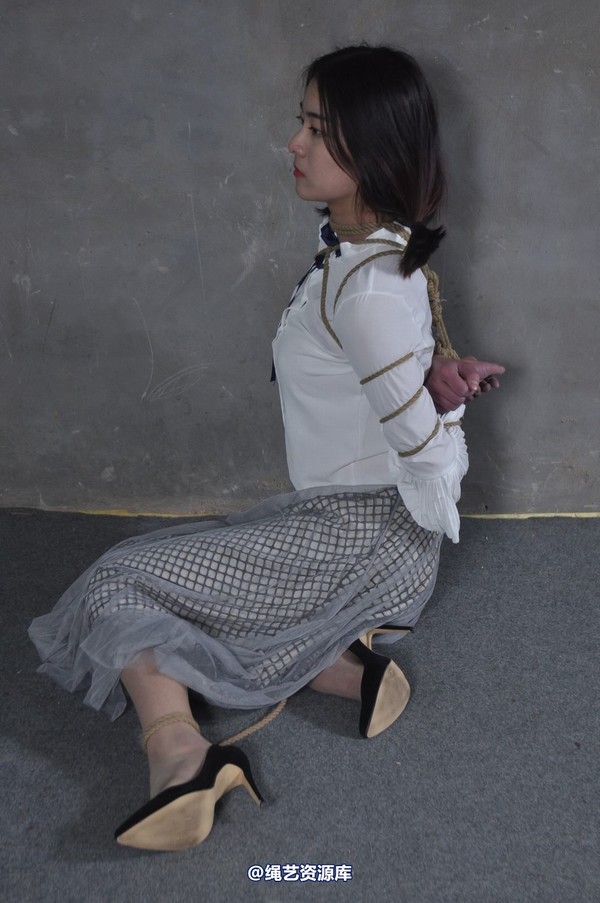 mj影视 - 淑女被抓 第 347 张图片