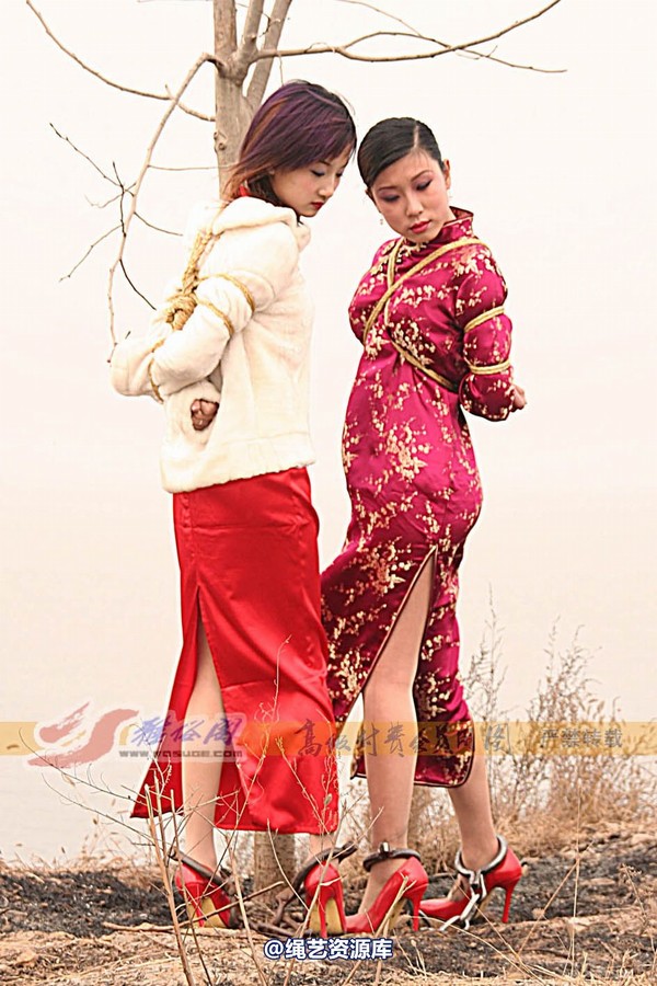 雅俗阁 - 20060331新太行采风---雪儿、雅柔旗袍合拍 第 112 张图片