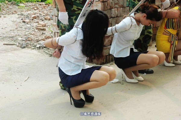 mj影视 - 血的代价刑前押送2013-08-26 第 195 张图片