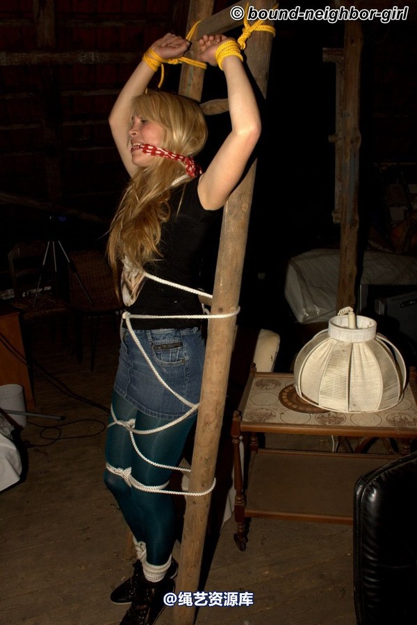 bound-neighbor-girl - Kate - Tied up in the attic 3 第 27 张图片