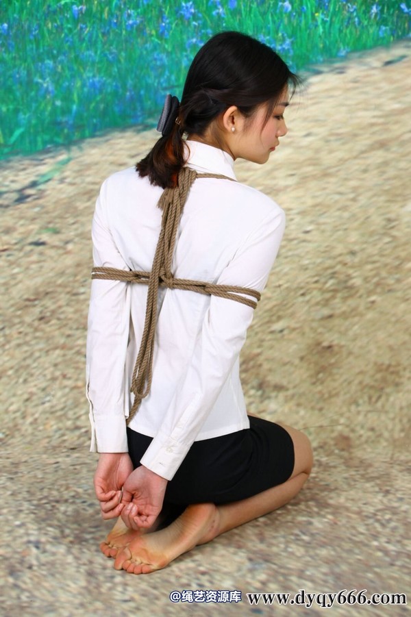 典雅倩影 - 509-押解女白领哓哓 第 40 张图片