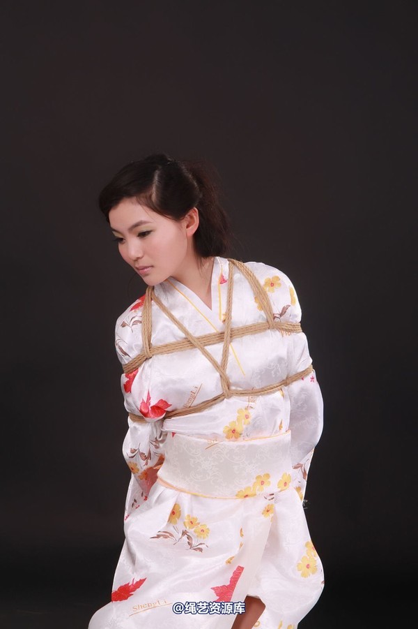 神艺缘 - 053-雨婷--和服 第 17 张图片