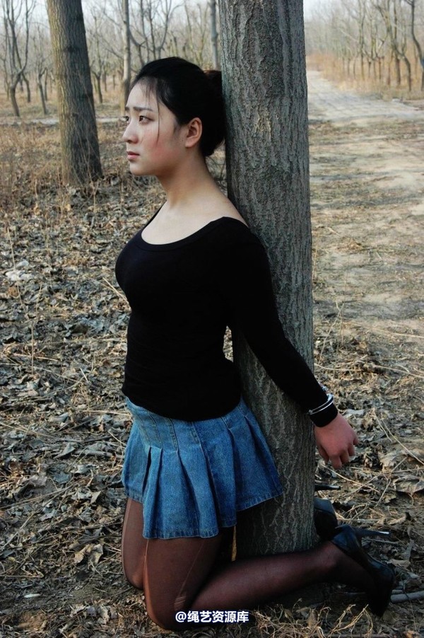 mj影视 - 2013-3-4陈沫踏青 黑丝美女最终的不归路 第 296 张图片
