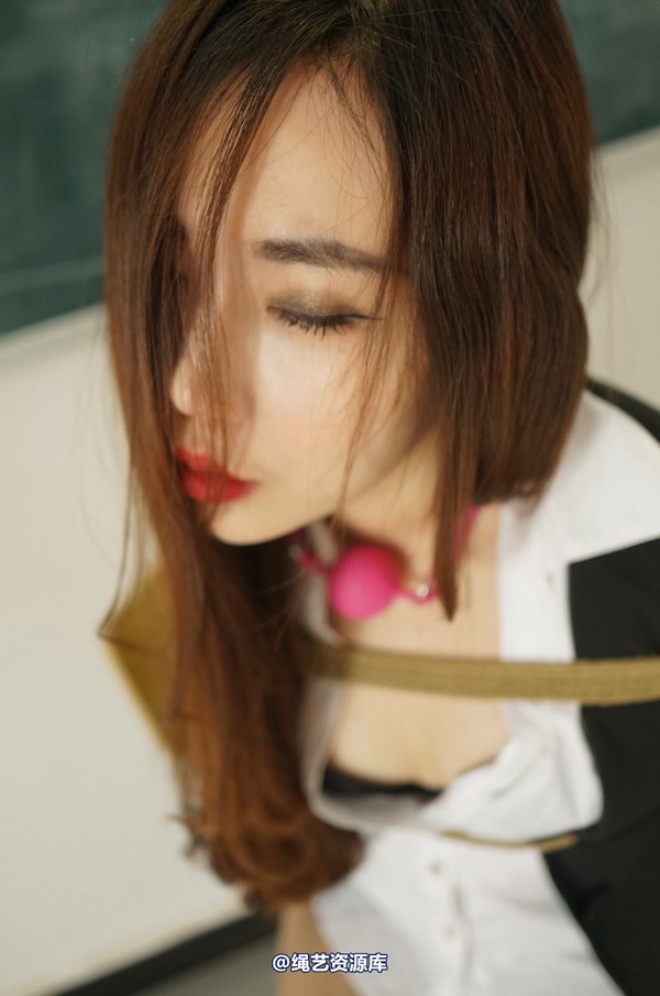 dk13美束馆 - 2.21-娜娜教师-C125P 第 72 张图片