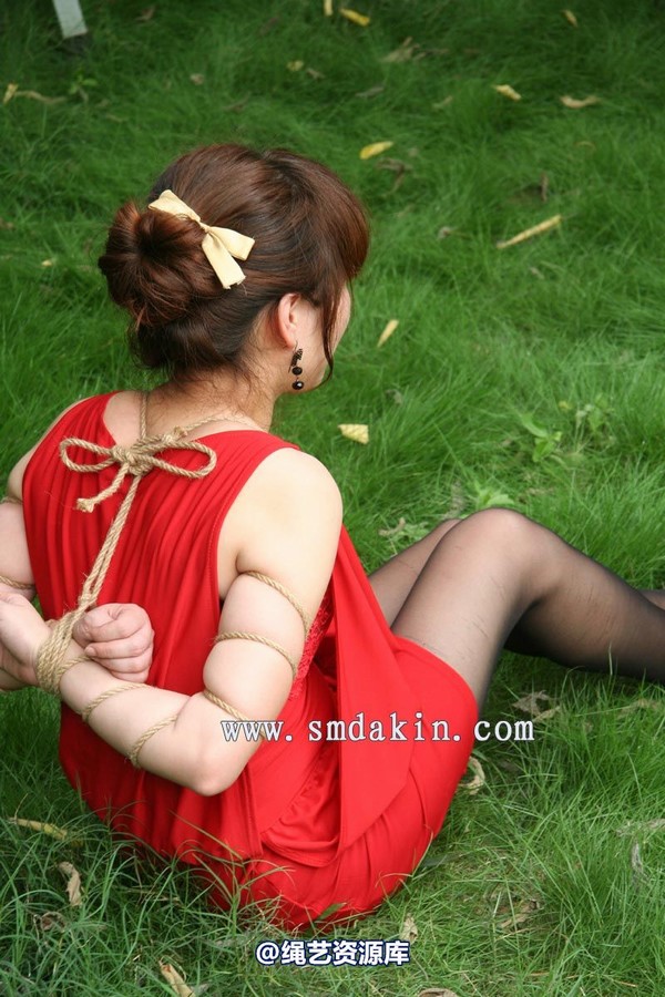 锐度主张 - 2009年第38期捆绑图（2009.8.3）模特：月儿 第 7 张图片