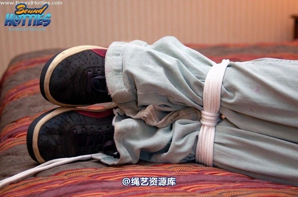 boundhotties - Addie Juniper 2 第 5 张图片