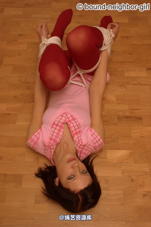 bound-neighbor-girl - Melina in bondage games in the office part 2 第 26 张图片