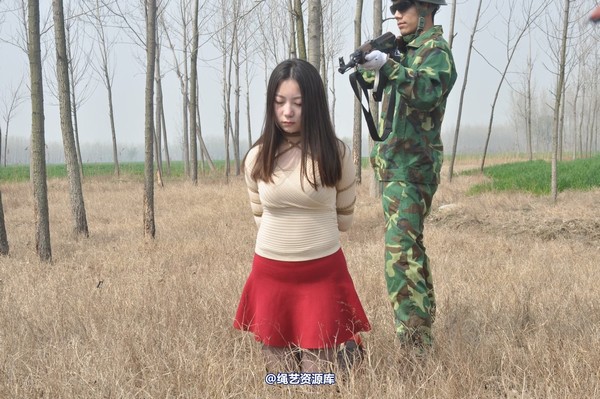 mj影视 - 车模梅晓雯 第 233 张图片