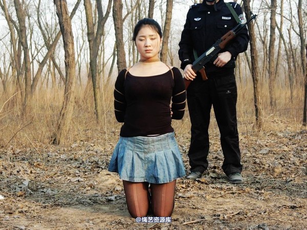 mj影视 - 2013-3-4陈沫踏青 黑丝美女最终的不归路 第 414 张图片