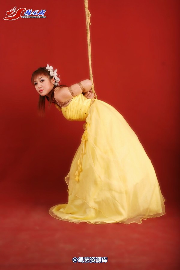 雅俗阁 - 20060312雅琳黄色婚纱 第 123 张图片