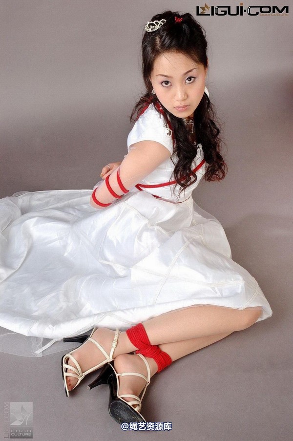 丽柜美束 - 2008-10-21 琳达 第 23 张图片