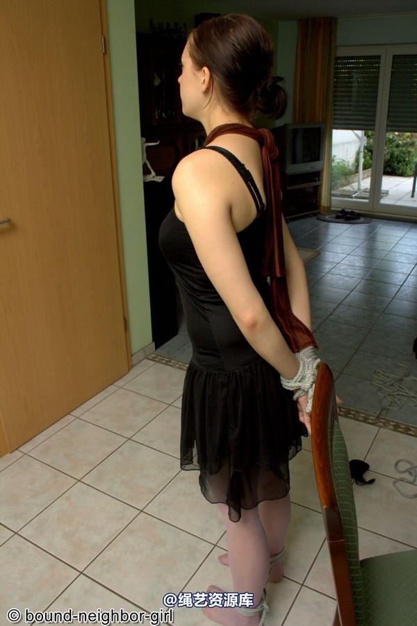 bound-neighbor-girl - Zora - Not without ropes 第 31 张图片
