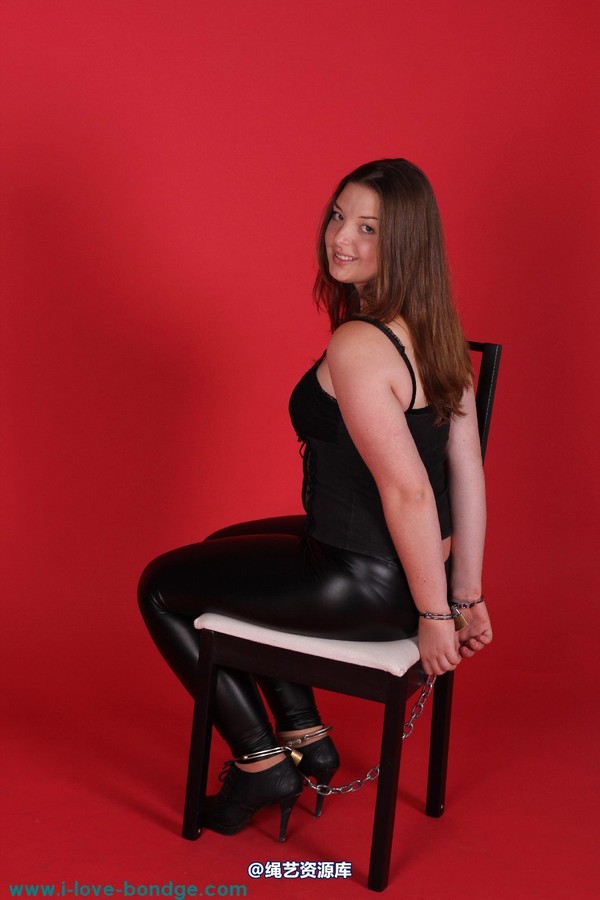 girlsinsteel - Chair cuffing 第 68 张图片