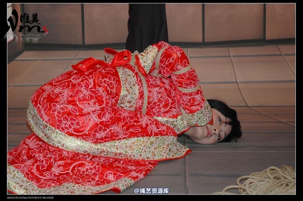 唯美之家 - 08-05-29盈盈汉服-护士装 第 96 张图片