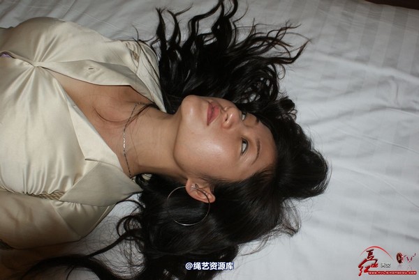 红豆的天空 - 红豆2010 衬衫短裙 第 8 张图片