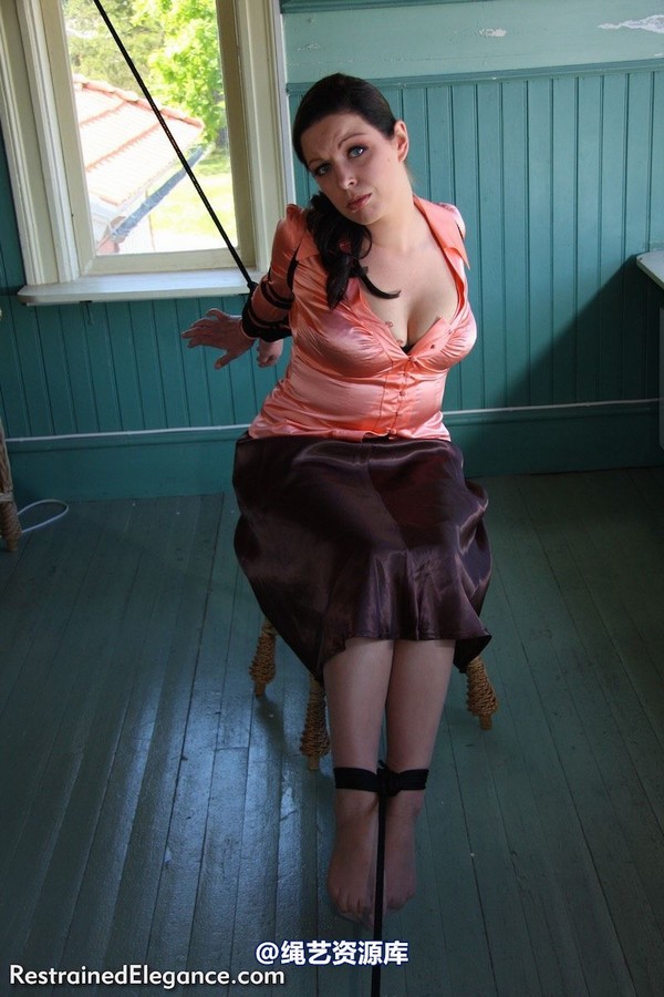 restrainedelegance - The Sexy Librarian 第 41 张图片