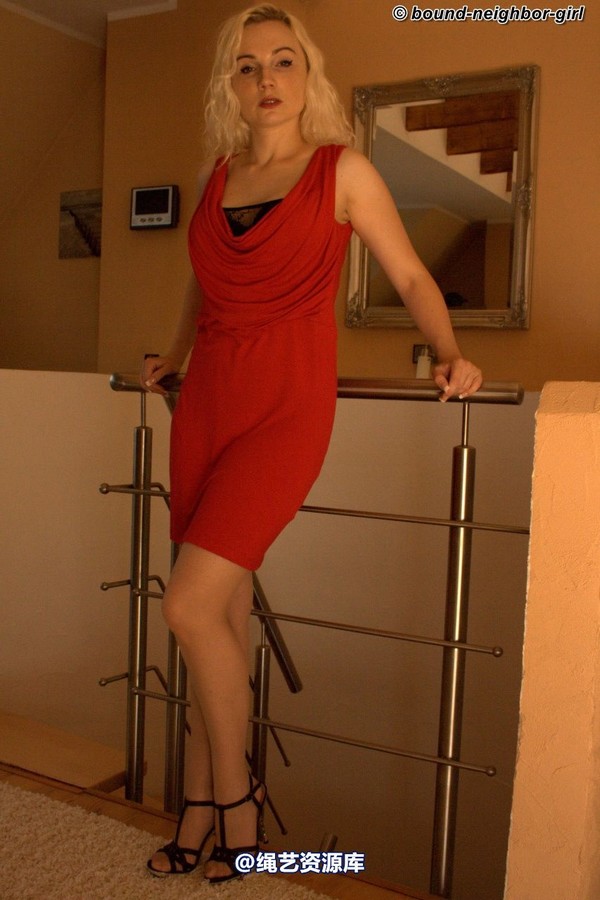 bound-neighbor-girl - Cindy - Tied up in her apartment 1 第 3 张图片