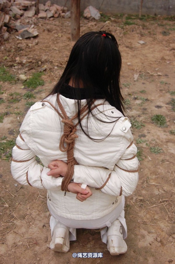 mj影视 - 安娜刑场2013-04-13 第 50 张图片