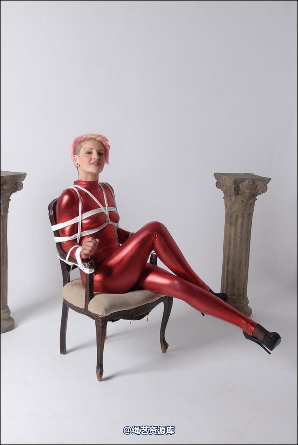 simplytied - RR in the Red 第 10 张图片