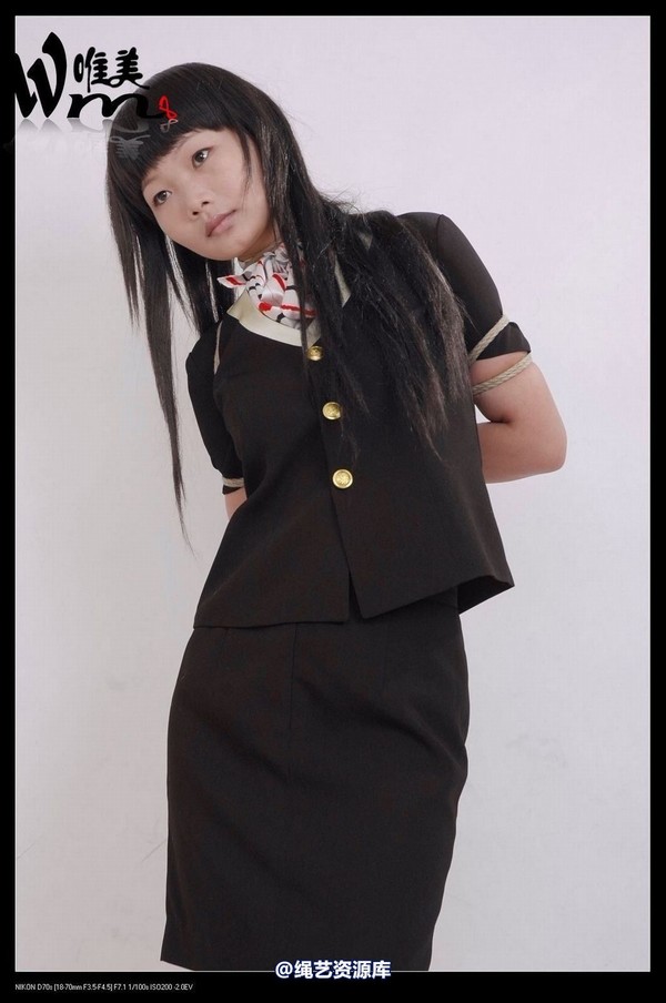 唯美之家 - 2009-6-15小双空姐服 第 28 张图片