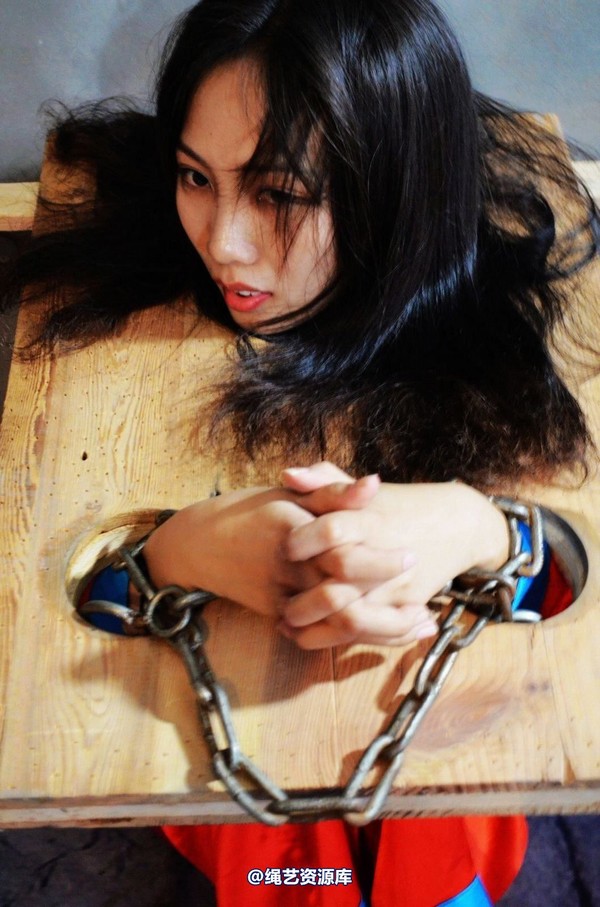 mj影视 - 血的代价梦境古大堂 女囚众生相2013-08-26 第 271 张图片