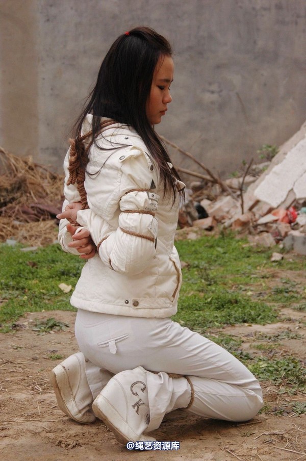 mj影视 - 安娜刑场2013-04-13 第 58 张图片