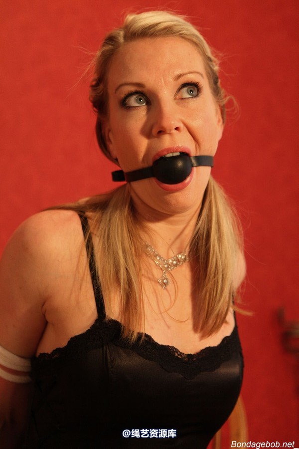 bondagebob - Missey Posing in Bondage 第 73 张图片