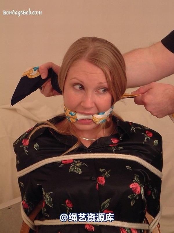 bondagebob - Missey The bank managers daughter 1 第 19 张图片