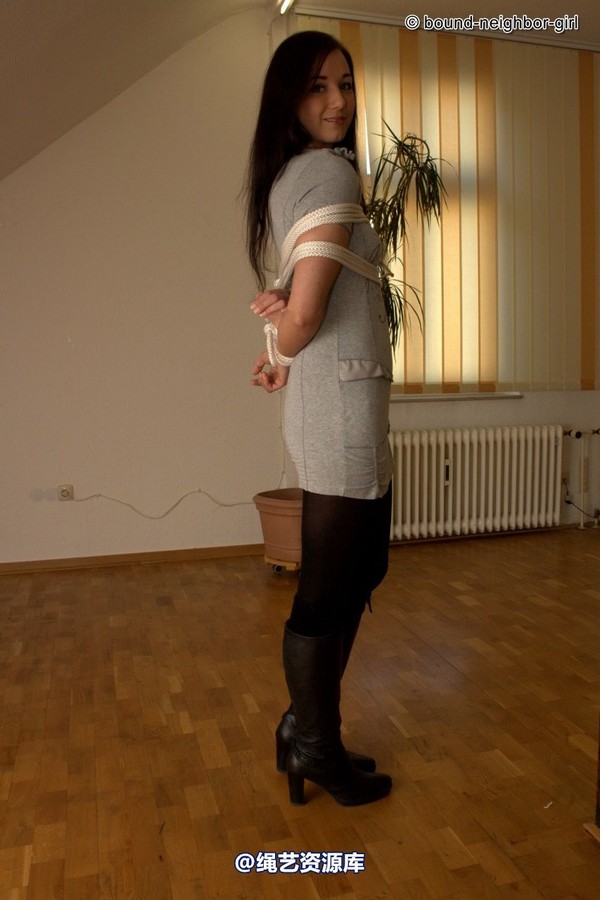 bound-neighbor-girl - Darline - Office bondage 1 第 4 张图片