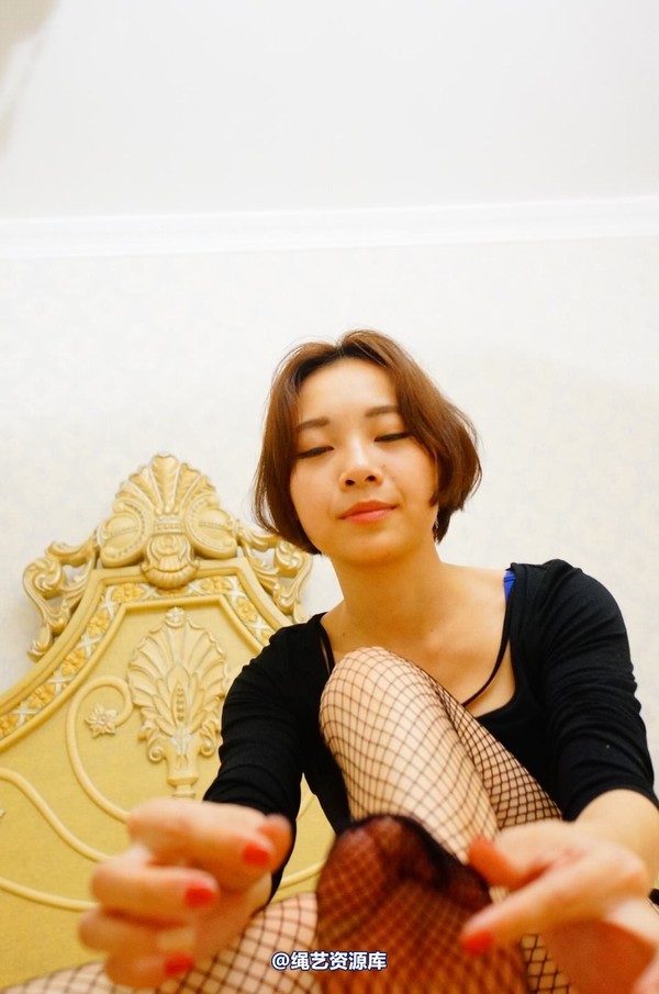 dk13美束馆 - 9.23-小仙儿网袜A-130P 第 32 张图片
