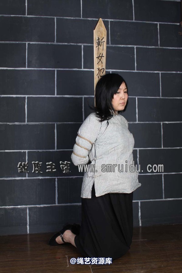 锐度主张 - 监房女犯模特：雨露 第 20 张图片