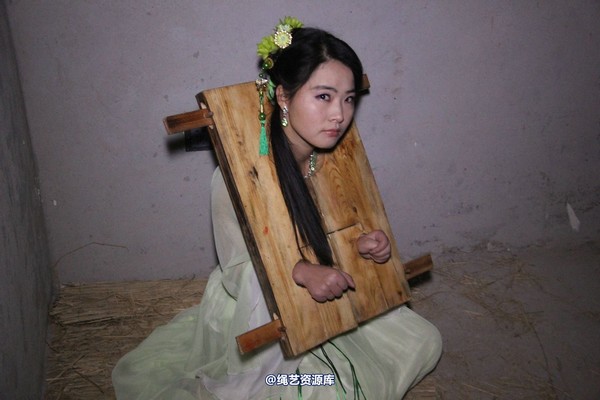 胜景山庄 - 220-婷婷囚枷 第 41 张图片