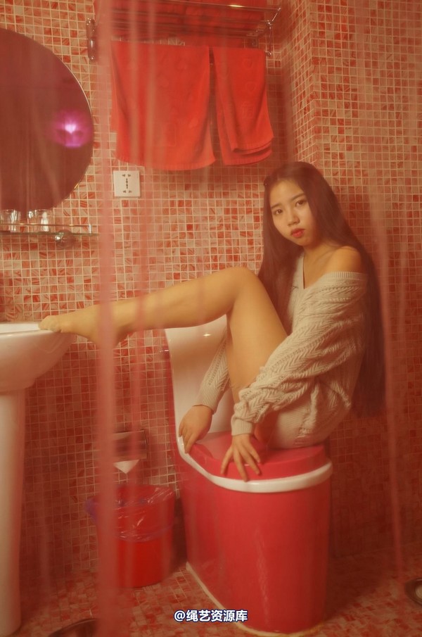 dk13美束馆 - 11.15-娃娃灰毛衣A-190P 第 125 张图片