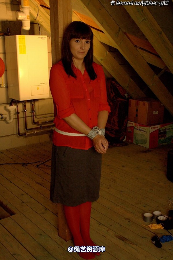 bound-neighbor-girl - Susan - Tied up in the Attic 2 第 1 张图片