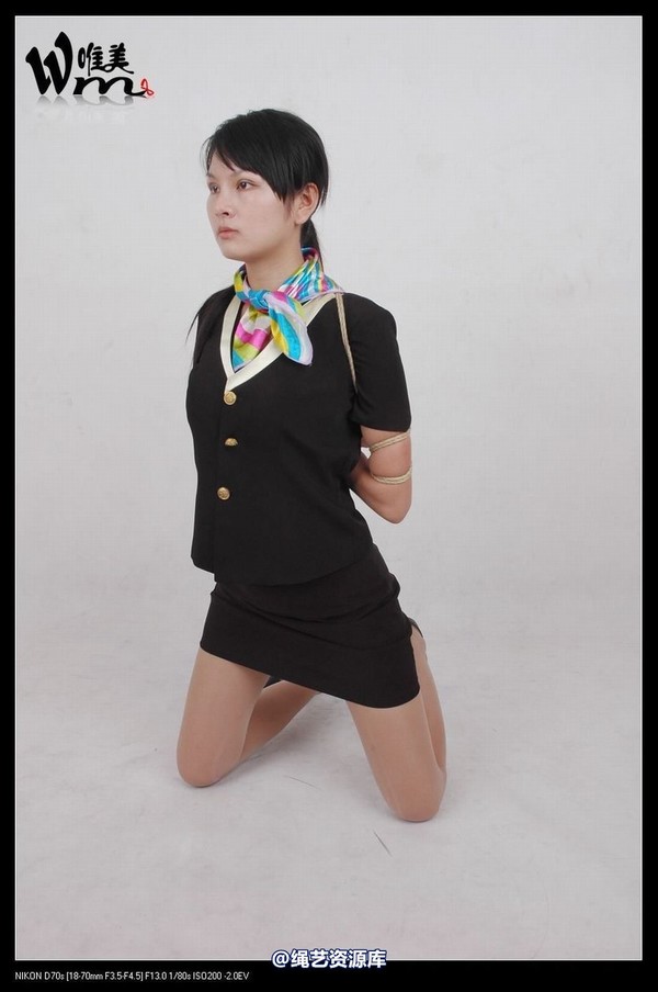 唯美之家 - 09-8-23兰玉制服捆绑 第 18 张图片