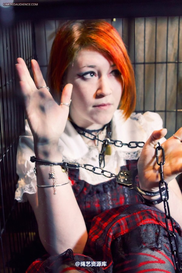 limitedaudience - 2012 beckykat six chained and caged 第 30 张图片