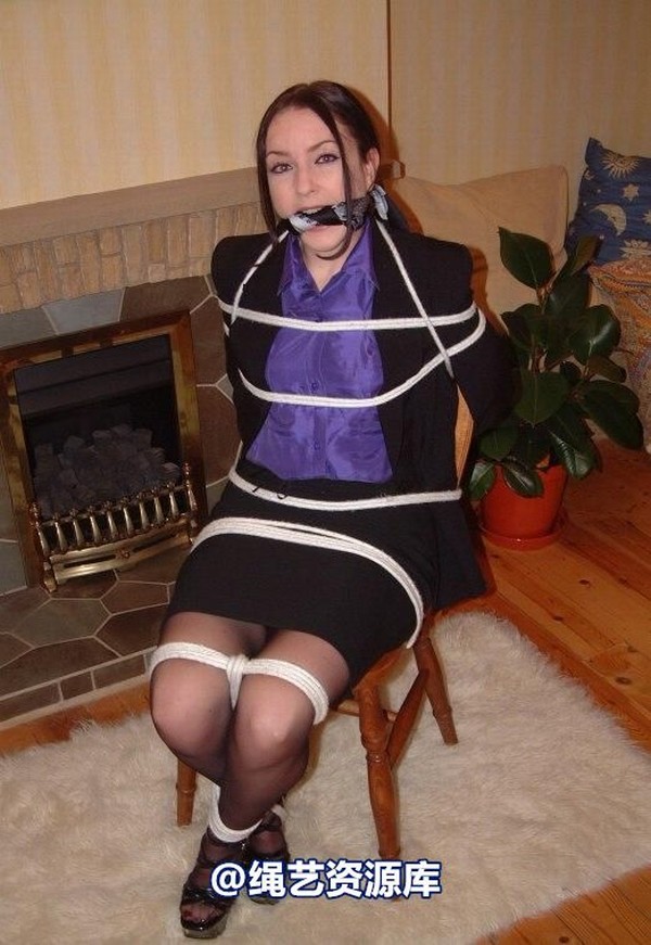 bondagebob - Jessica Chair tied tumble 1 第 6 张图片