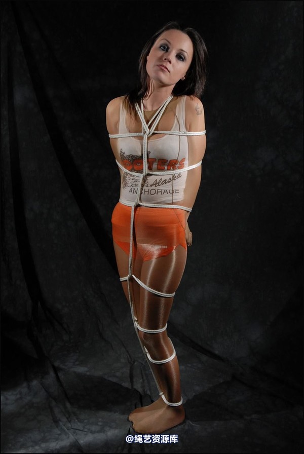 simplytied - Hooter Jinx 第 31 张图片