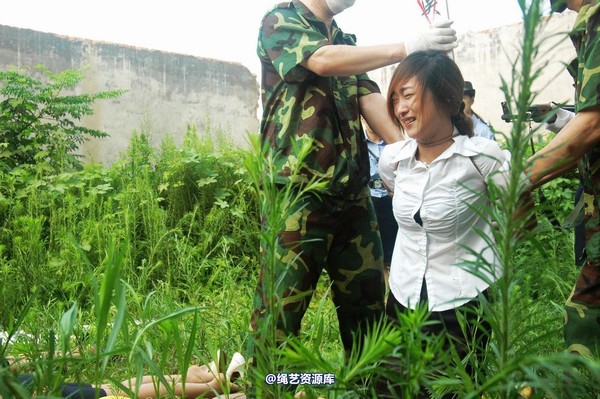 mj影视 - 血的代价执行刑场 第 9 张图片