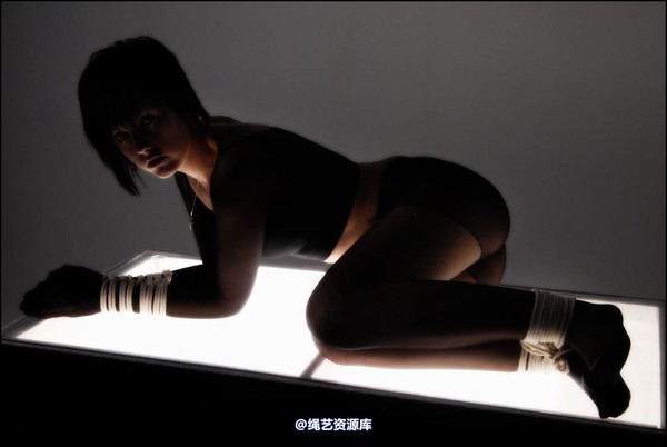 simplytied - Light box 第 30 张图片