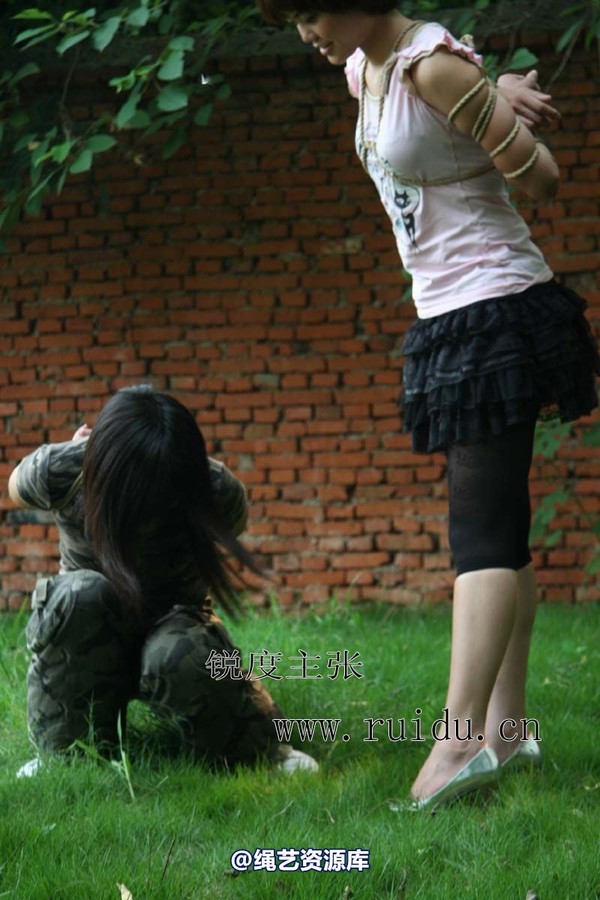 锐度主张 - 2009年第30期捆绑图（2009.7.10）模特：心心 小爱 第 35 张图片