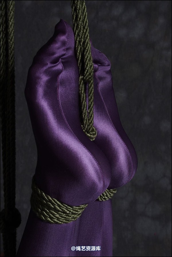 simplytied - Very nice purple tights 第 23 张图片