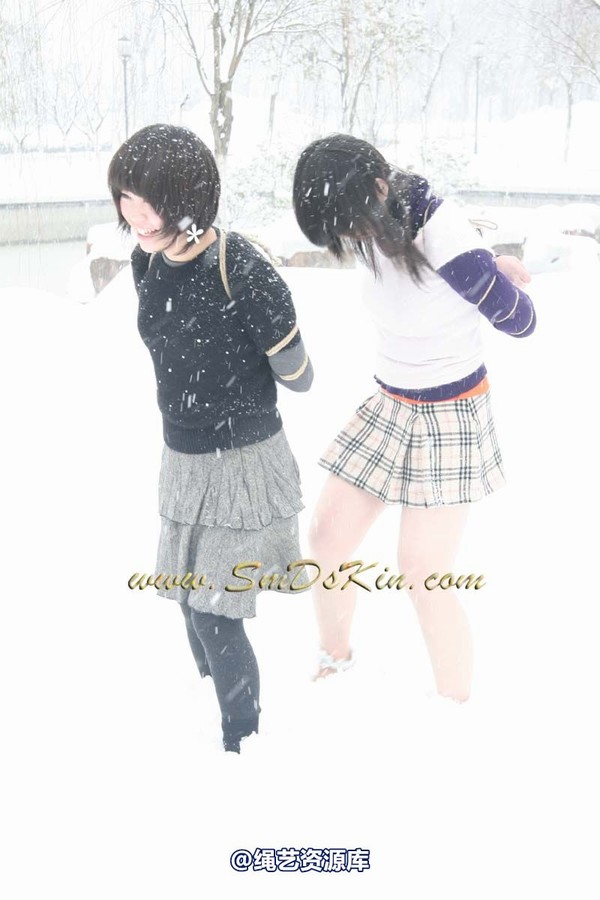 锐度主张 - 2009年第20期捆绑图（2009.4.21）模特：月月 玛丽 第 38 张图片