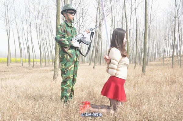 mj影视 - 车模梅晓雯 第 145 张图片