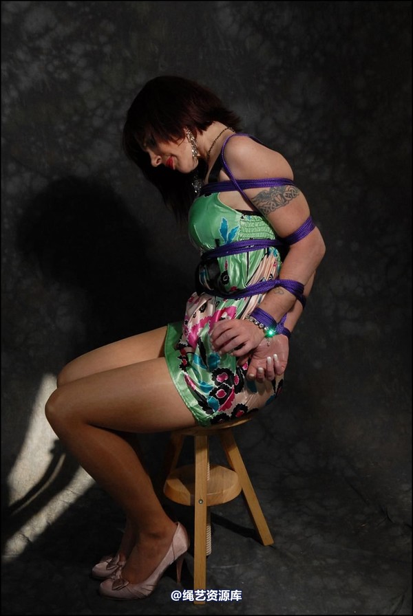 simplytied - Stool tied tight 第 14 张图片